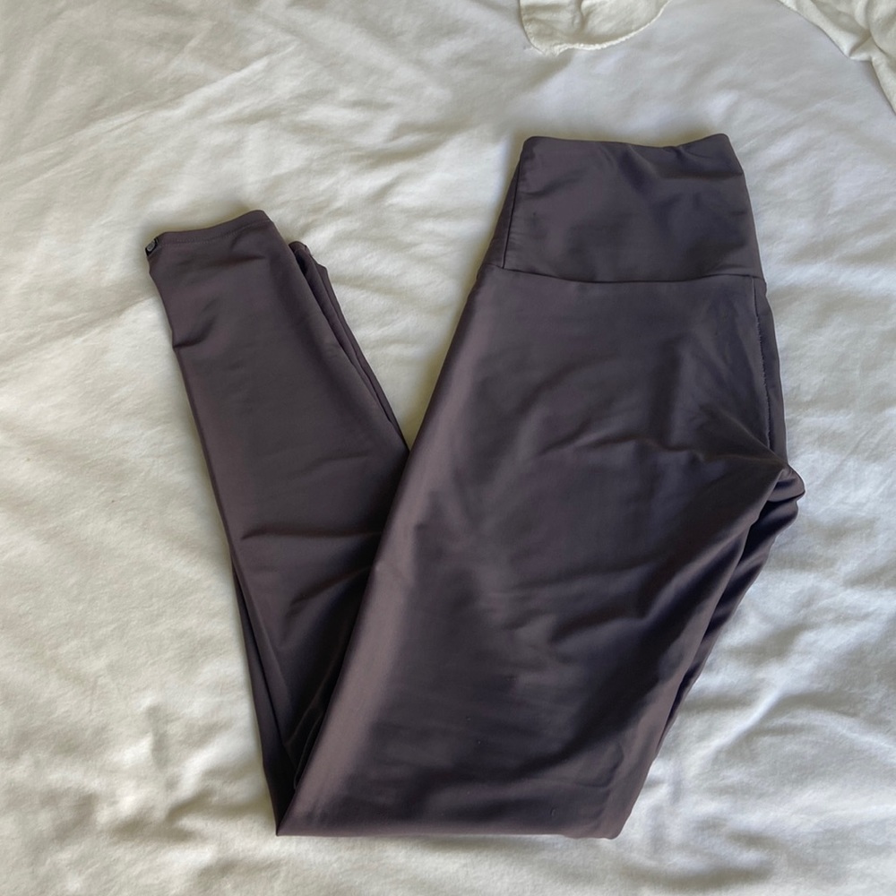 Onzie Purple Yoga Pants